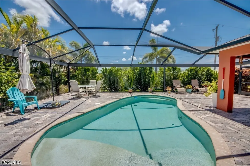 1821 NW 1st Place Cape Coral FL 33993