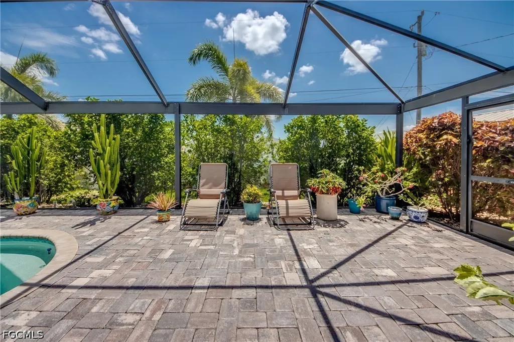 1821 NW 1st Place Cape Coral FL 33993