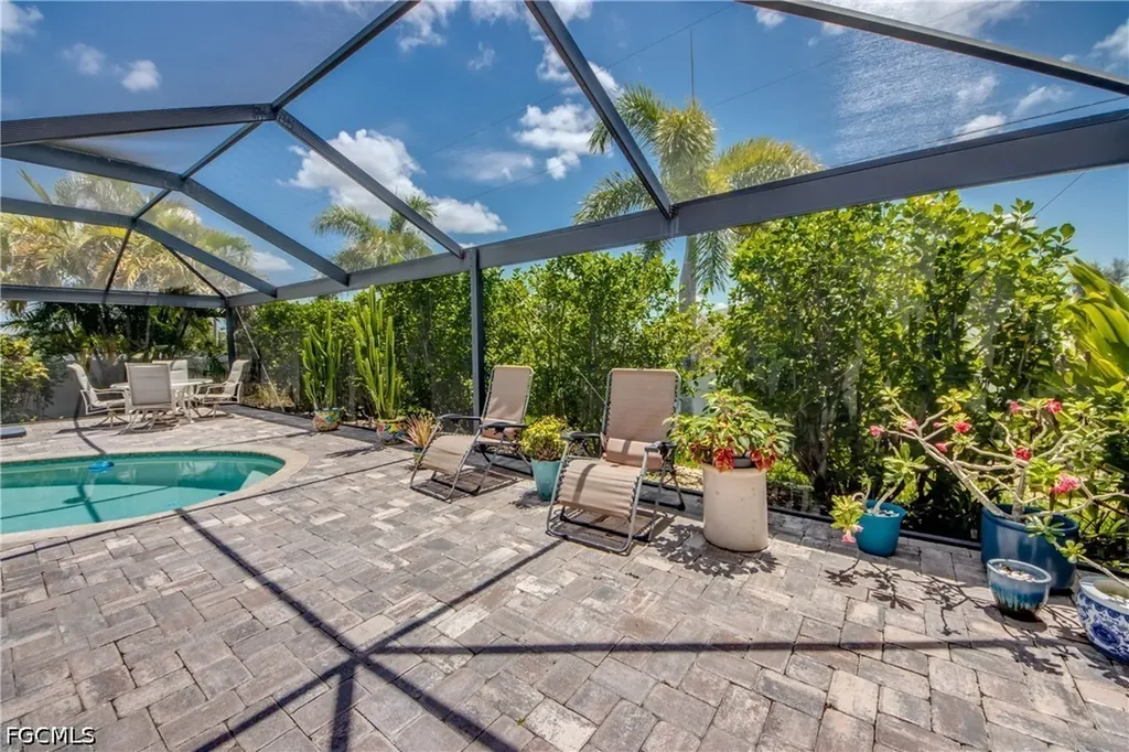1821 NW 1st Place Cape Coral FL 33993