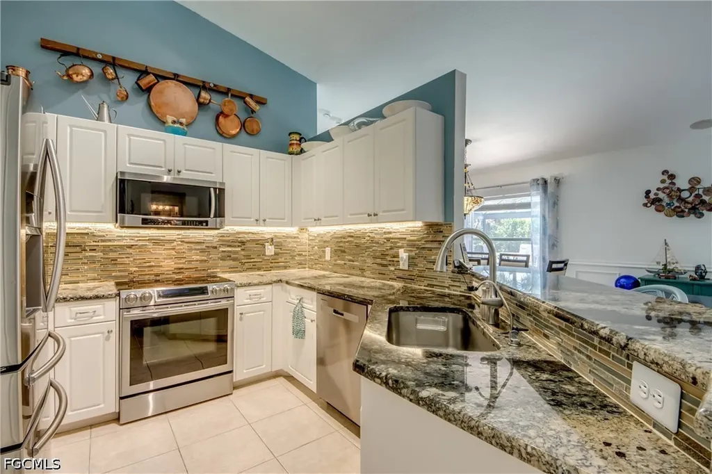 1821 NW 1st Place Cape Coral FL 33993