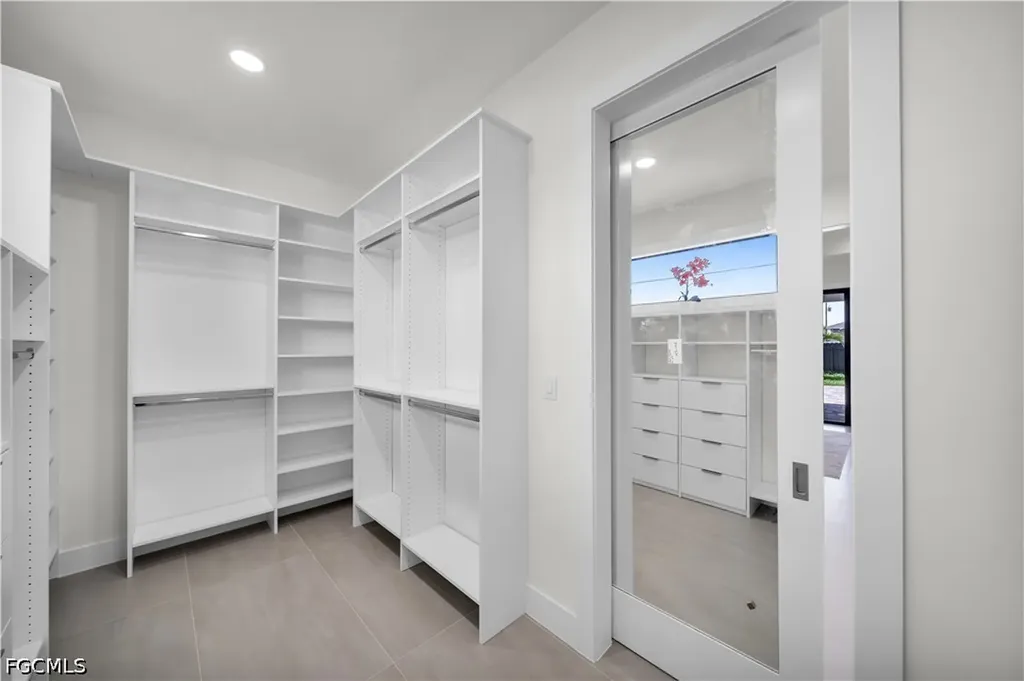 106 NE 11th Terrace Cape Coral FL 33909