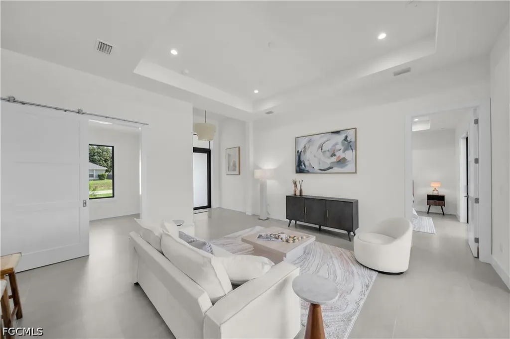 106 NE 11th Terrace Cape Coral FL 33909