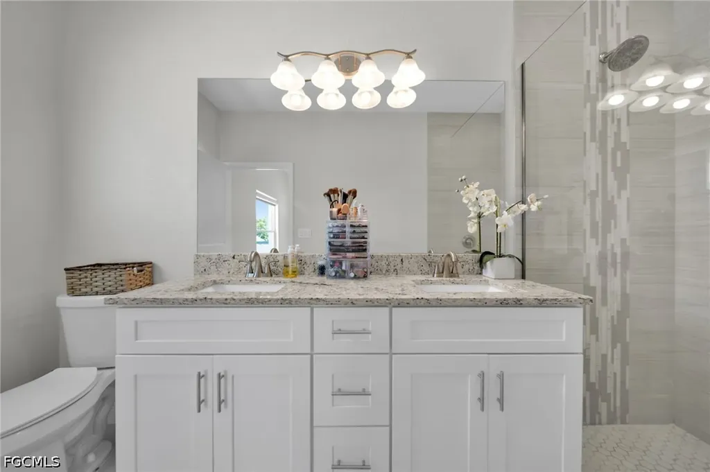 405 NW 10th Street Cape Coral FL 33993