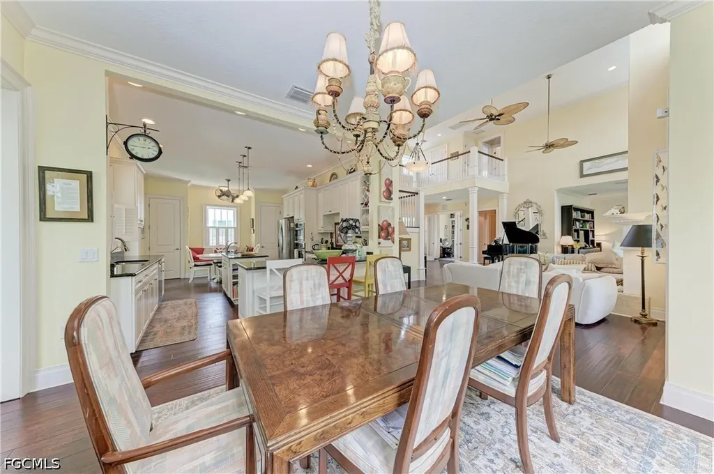 793 Jungle Queen Way Longboat Key FL 34228