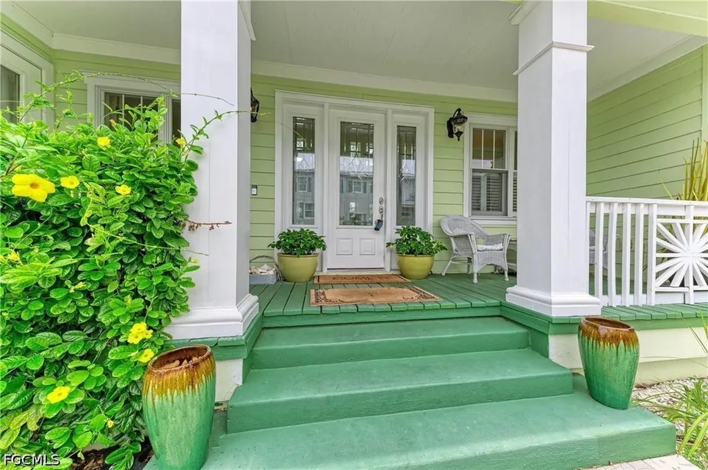 793 Jungle Queen Way Longboat Key FL 34228