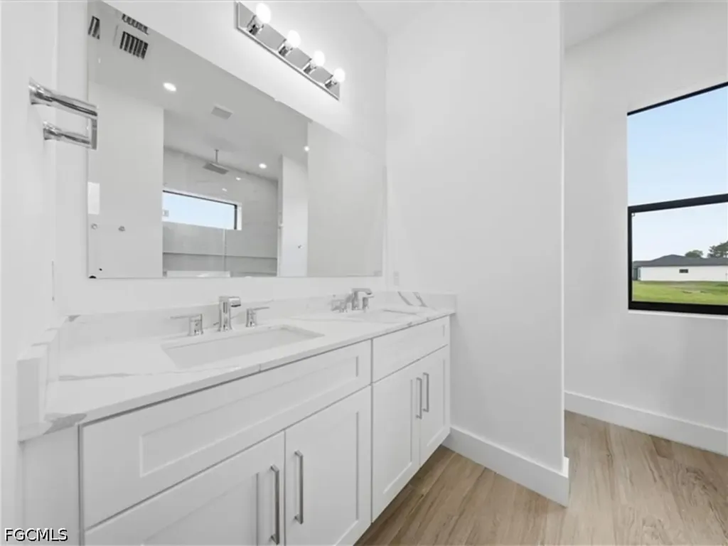 6125 Hershey Avenue Fort Myers FL 33905