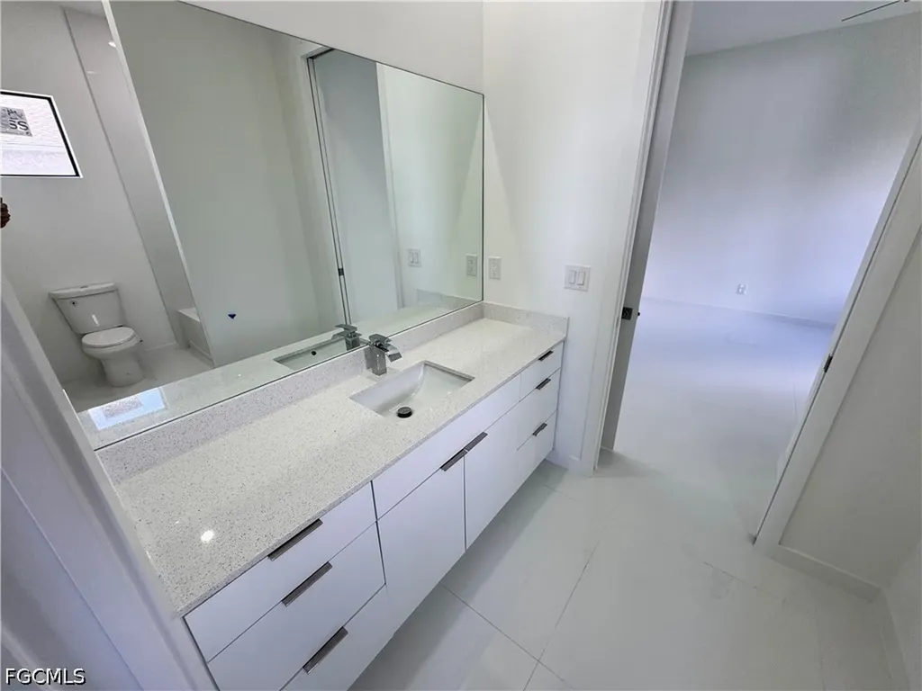 2113 NW 41st Avenue Cape Coral FL 33993
