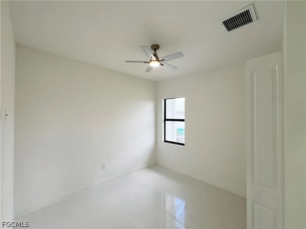 2113 NW 41st Avenue Cape Coral FL 33993