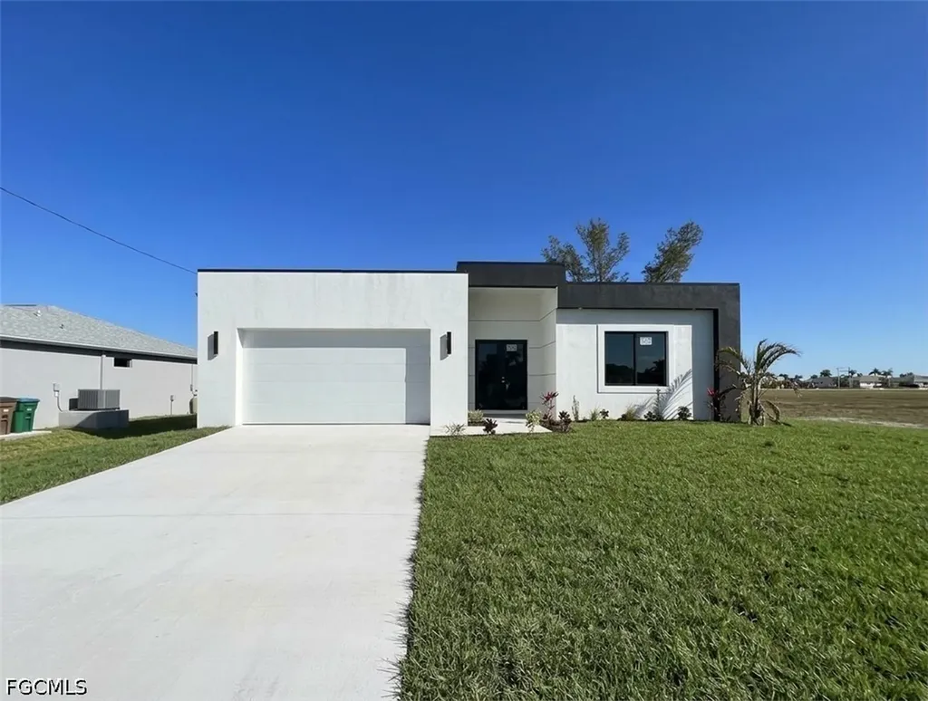 2113 NW 41st Avenue Cape Coral FL 33993