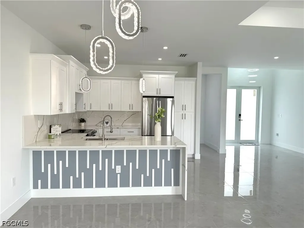 2604 15th Street SW Lehigh Acres FL 33976