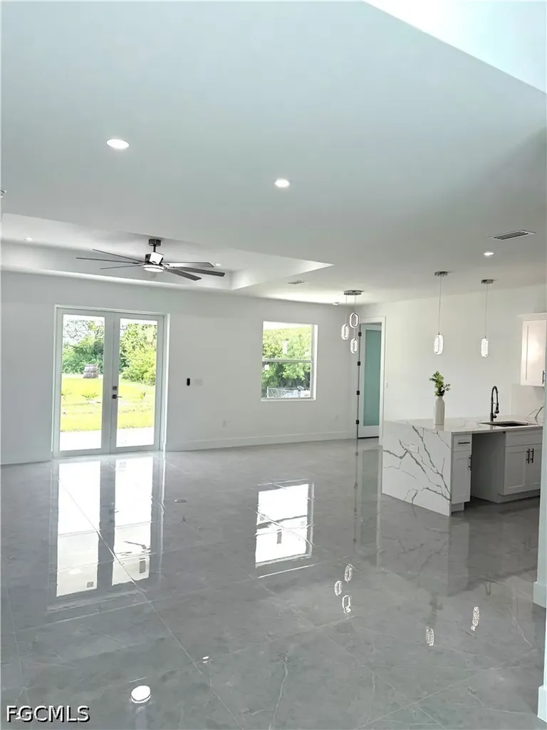 2604 15th Street SW Lehigh Acres FL 33976