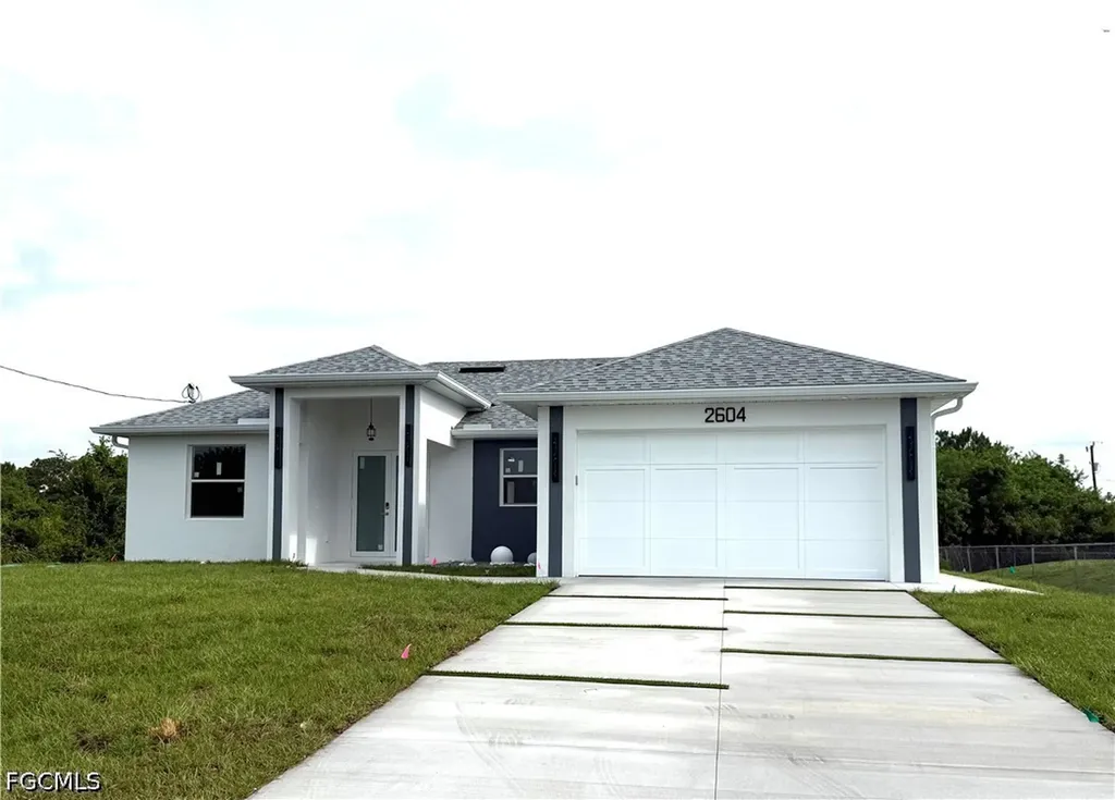 2604 15th Street SW Lehigh Acres FL 33976