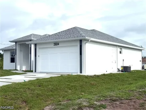 2604 15TH Street SW Lehigh Acres FL 33976