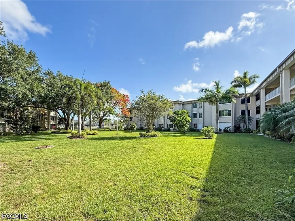 2264 Winkler Avenue Fort Myers FL 33901