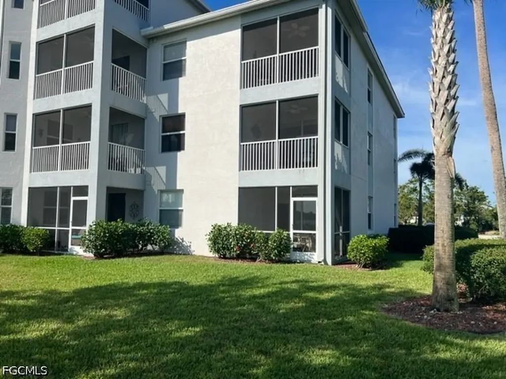 10391 Butterfly Palm Drive Fort Myers FL 33966