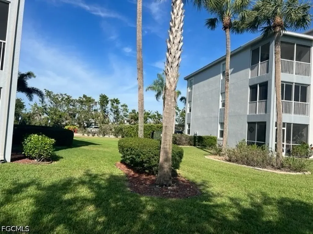10391 Butterfly Palm Drive Fort Myers FL 33966