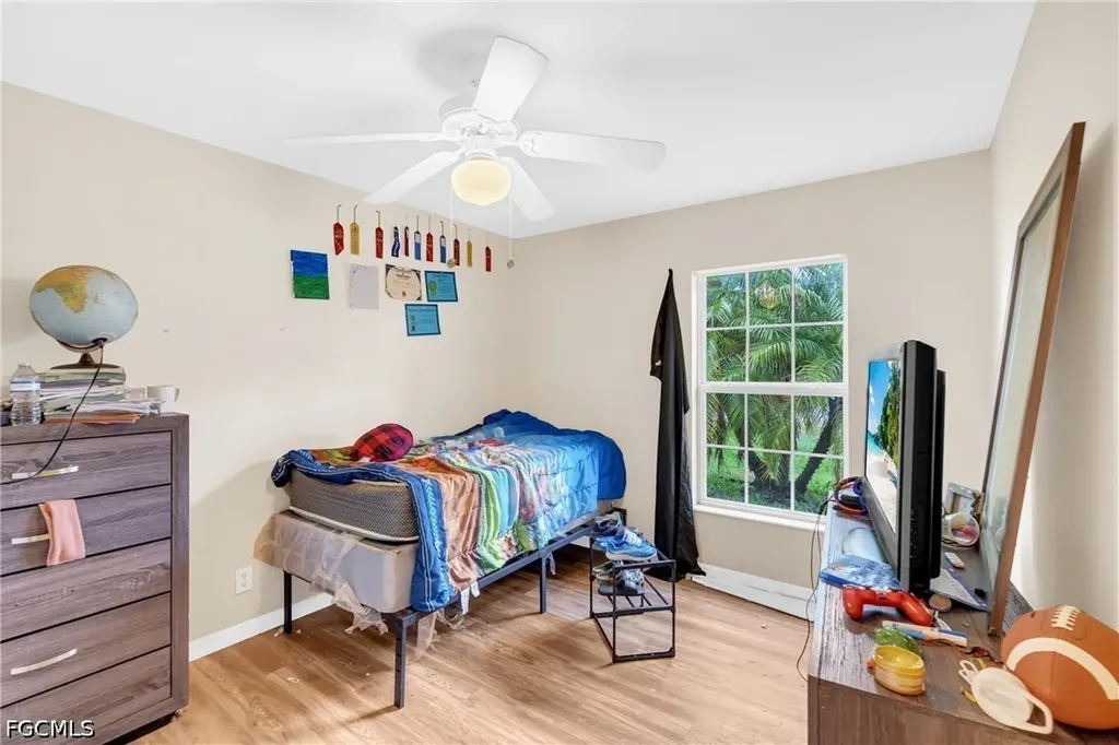 2222 NE 15th Terrace Cape Coral FL 33909