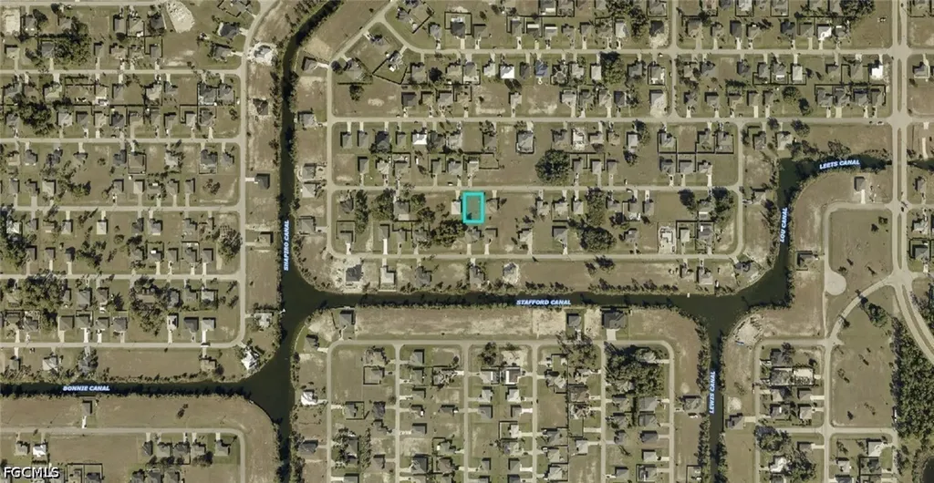 1342 NE 33rd Terrace Cape Coral FL 33909