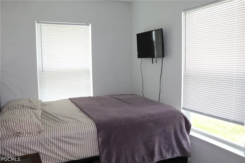 1222 NW 15th Avenue Cape Coral FL 33993