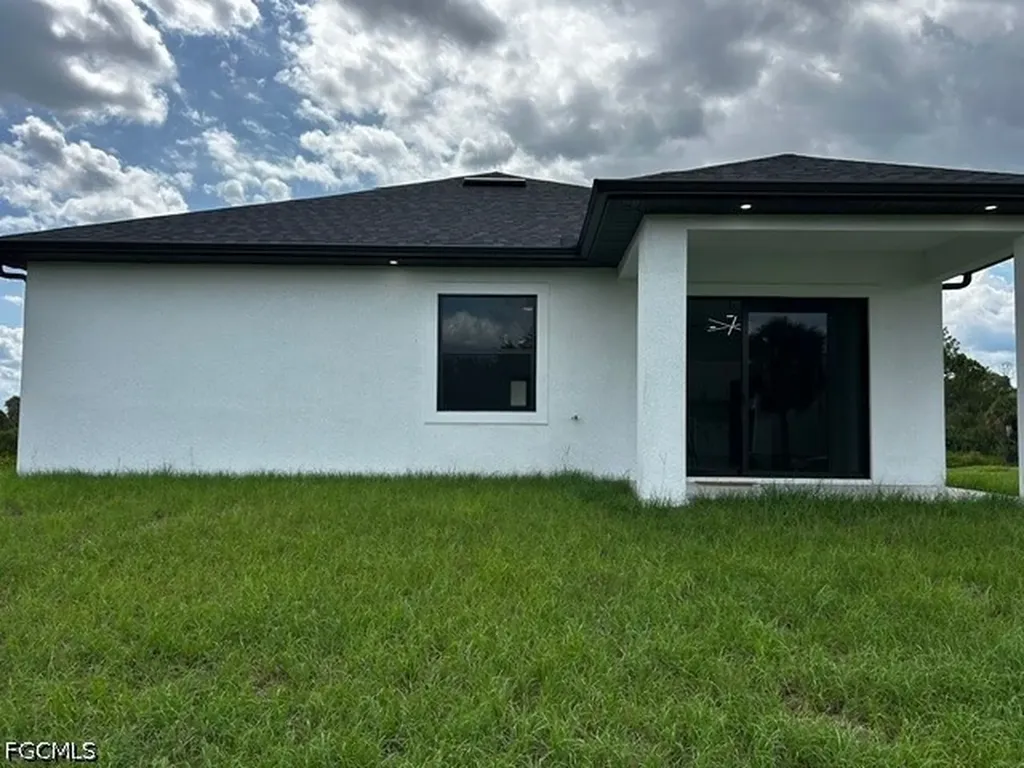 9014 Lawn Court Labelle FL 33935