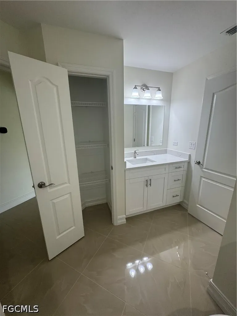1626 Four Mile Cove Parkway Cape Coral FL 33990