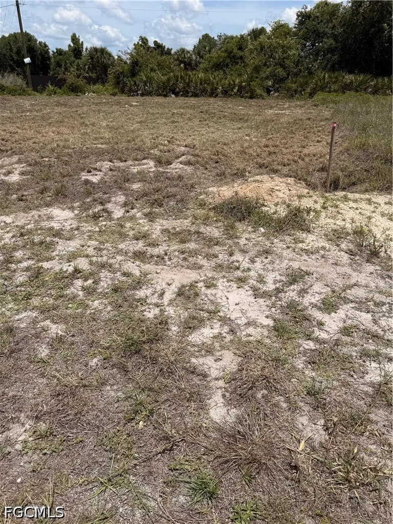 3605 E 16th Street Lehigh Acres FL 33972