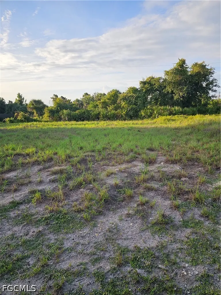 3605 E 16th Street Lehigh Acres FL 33972