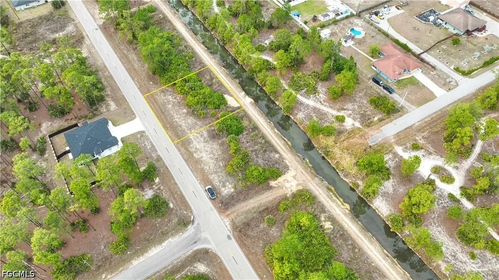 1113 E 12th Street Lehigh Acres FL 33972
