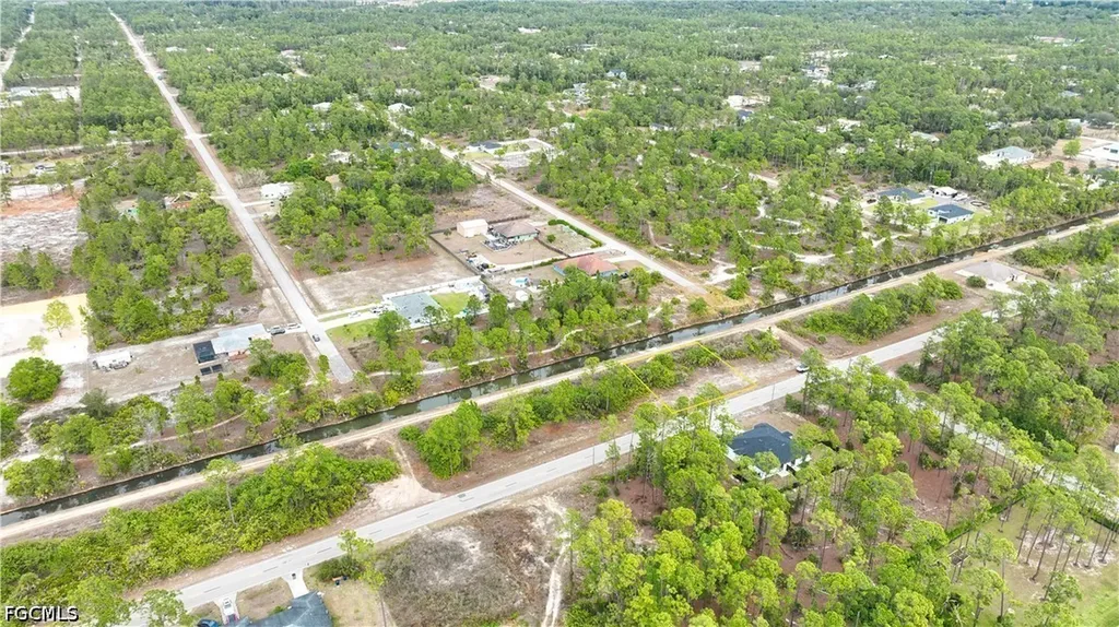 1113 E 12th Street Lehigh Acres FL 33972