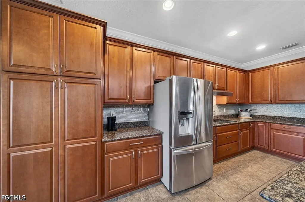 4054 River Bank Way Punta Gorda FL 33980