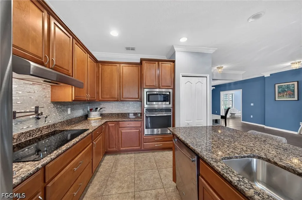 4054 River Bank Way Punta Gorda FL 33980