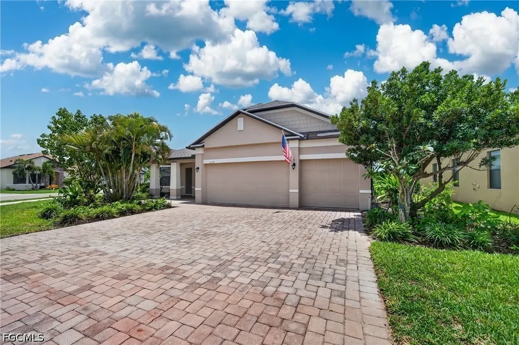 4054 River Bank Way Punta Gorda FL 33980