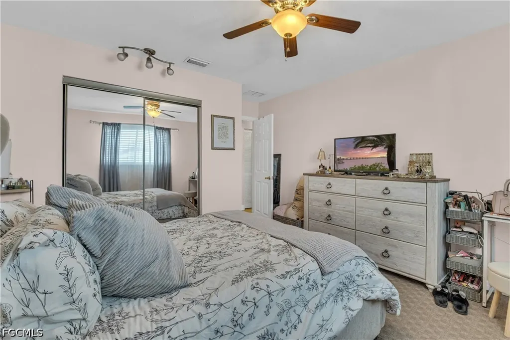 3284 Royal Canadian Trace Fort Myers FL 33907