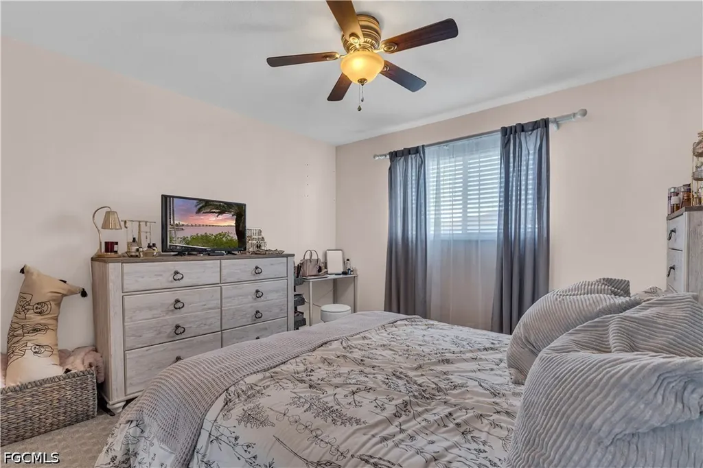 3284 Royal Canadian Trace Fort Myers FL 33907