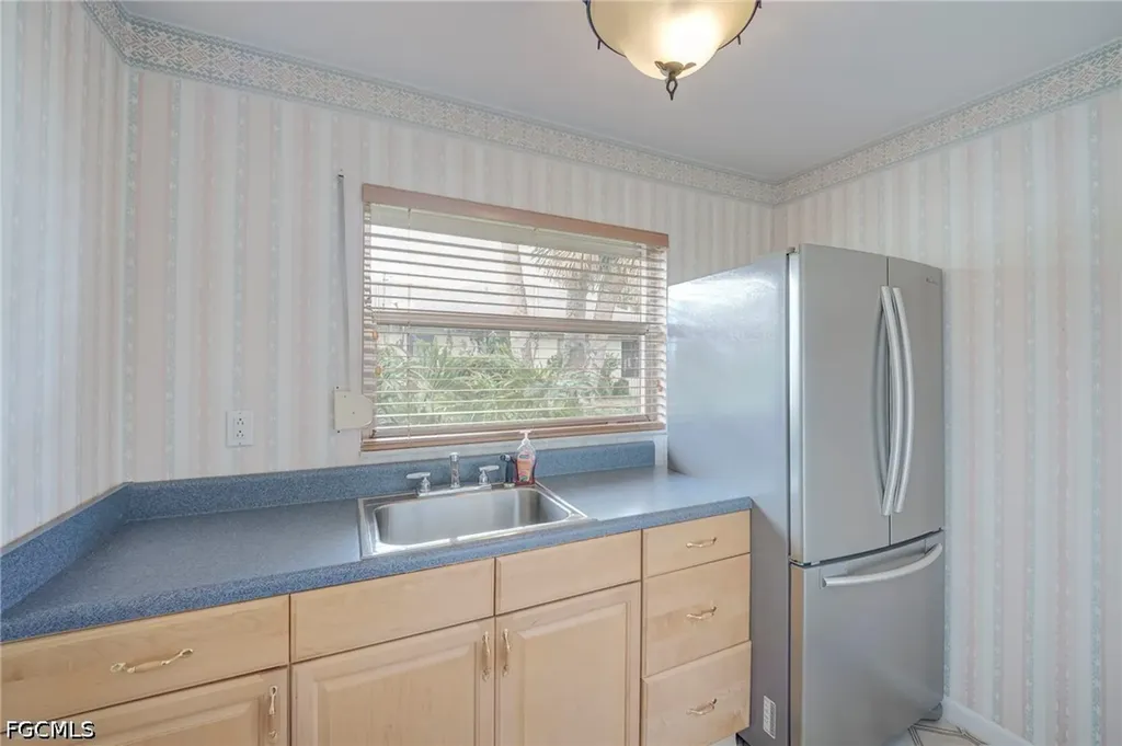 406 Glendale Avenue Lehigh Acres FL 33936