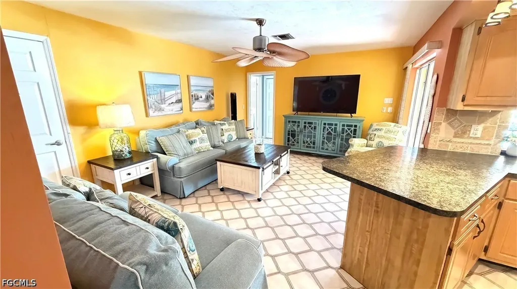 406 Glendale Avenue Lehigh Acres FL 33936