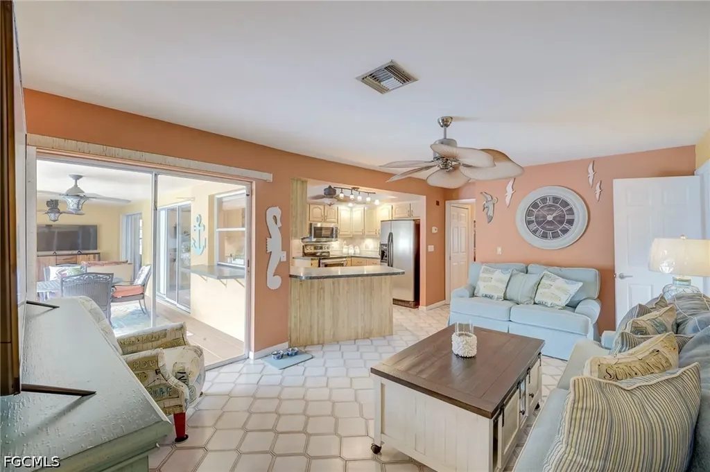 406 Glendale Avenue Lehigh Acres FL 33936