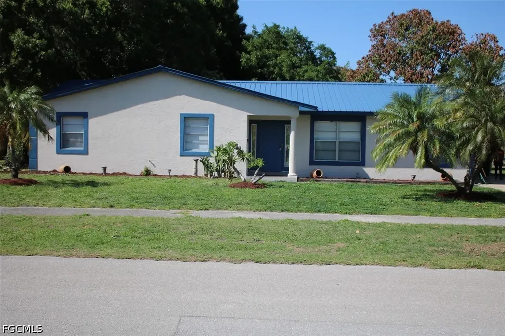 111 E Sugarland Circle Clewiston FL 33440