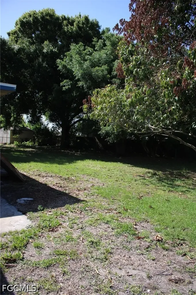 111 E Sugarland Circle Clewiston FL 33440