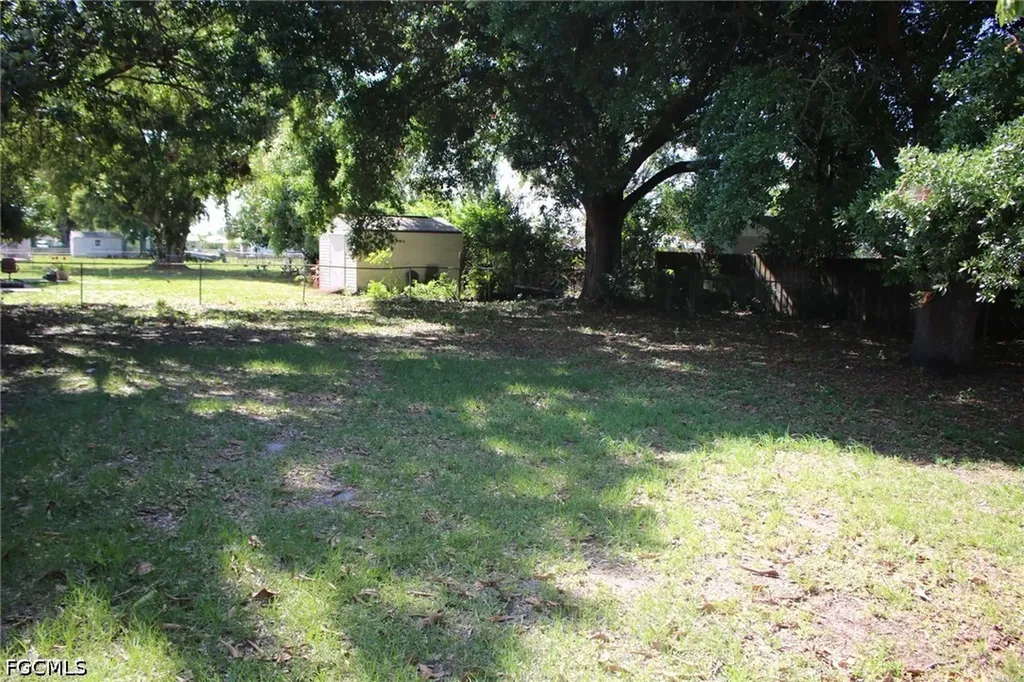 111 E Sugarland Circle Clewiston FL 33440
