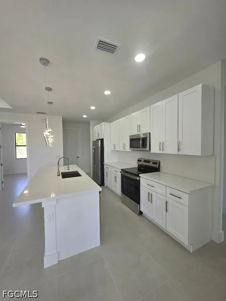710 Godwid Avenue S Lehigh Acres FL 33974
