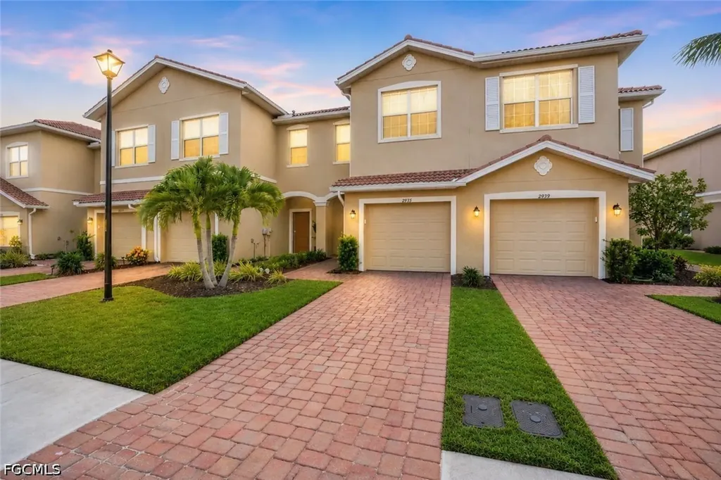 Naples FL, 2935 Citrus Street