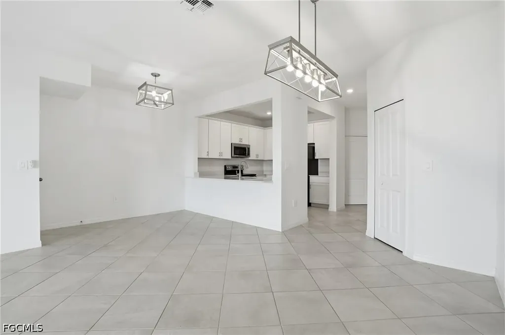 2935 Citrus Street Naples FL 34120