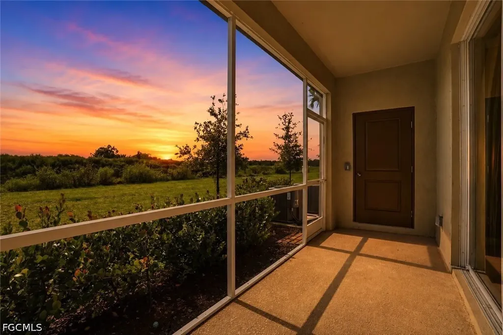 2935 Citrus Street Naples FL 34120