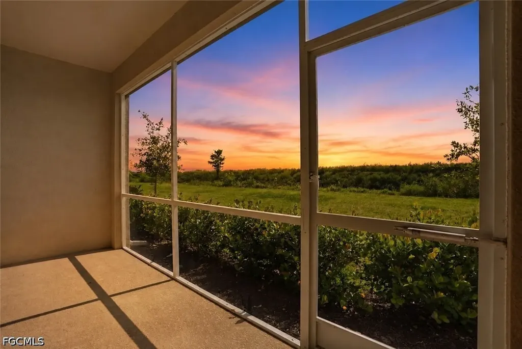 2935 Citrus Street Naples FL 34120