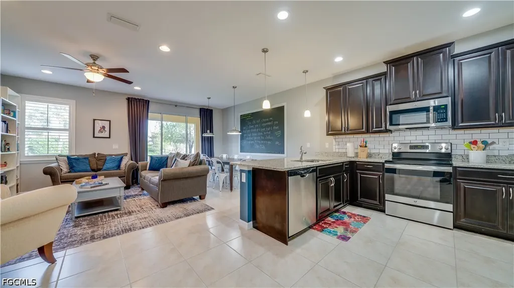 4093 Wilmont Place Fort Myers FL 33916