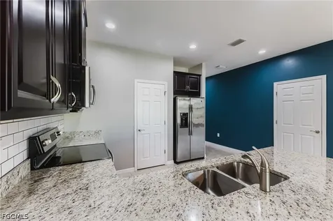 4093 Wilmont Place Fort Myers FL 33916