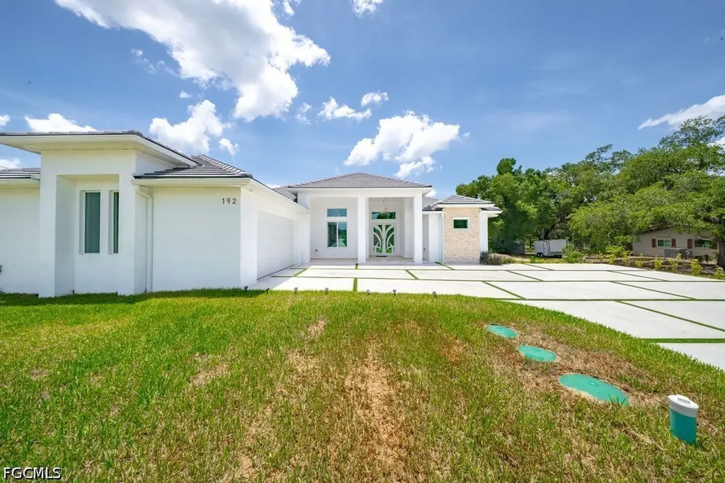 192 Herron Road North Fort Myers FL 33903