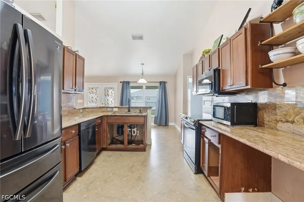 4129 NE 14th Place Cape Coral FL 33909
