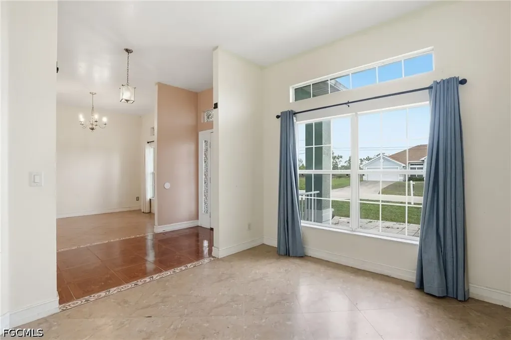 4129 NE 14th Place Cape Coral FL 33909